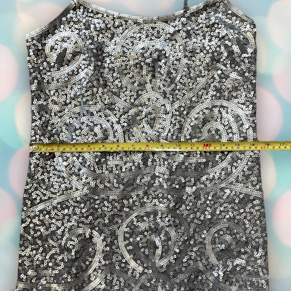 BCBGMAXAZRIA Women’s Silver Sequin Spaghetti Strap Slip Mini Dress Size 4 - Picture 3 of 5